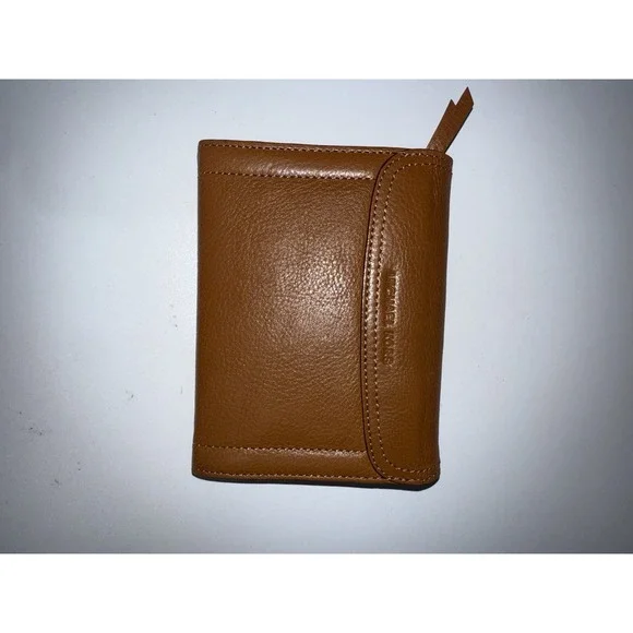 Michael Kors Astor Tan Leather Studded Wallet Button Snap Envelope T - Picture 2 of 6